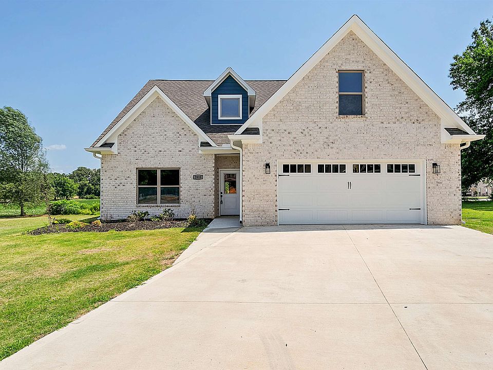 1st image of 2810 Pritchard Ln