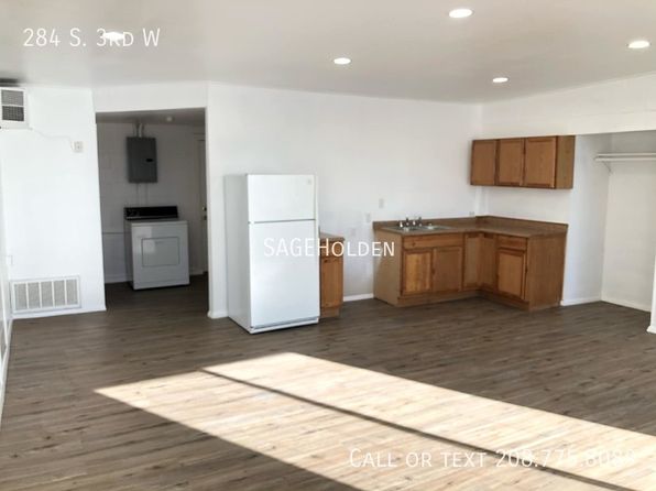 284 S 3rd W