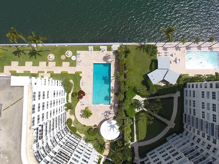 2800 N Flagler Dr #211 — Photo 22