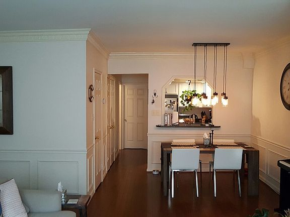 Open plan living/dining area
