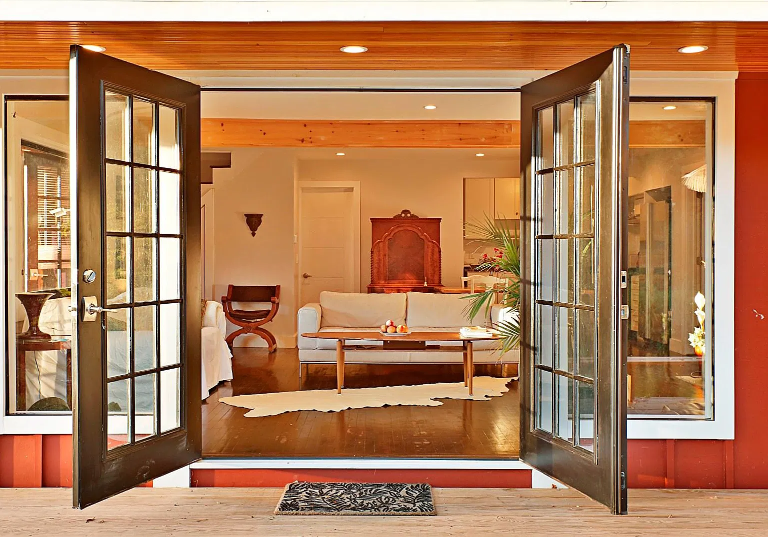 5 bed, 2100 sqft, $12,000 — Photo 3