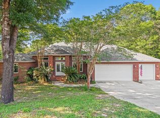 145 Mulry Rd, Niceville, FL 32578