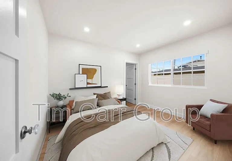 1801 Clay St — Photo 6
