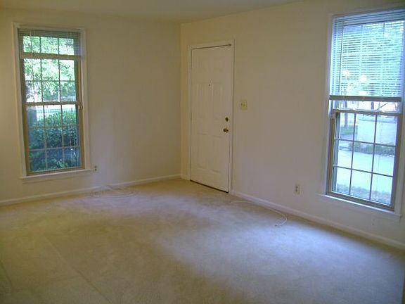 2nd image of 1308 Stockley Gdns APT 101