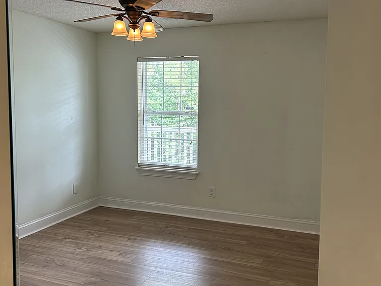 627 Woodmoor Dr #302-1 — Photo 19
