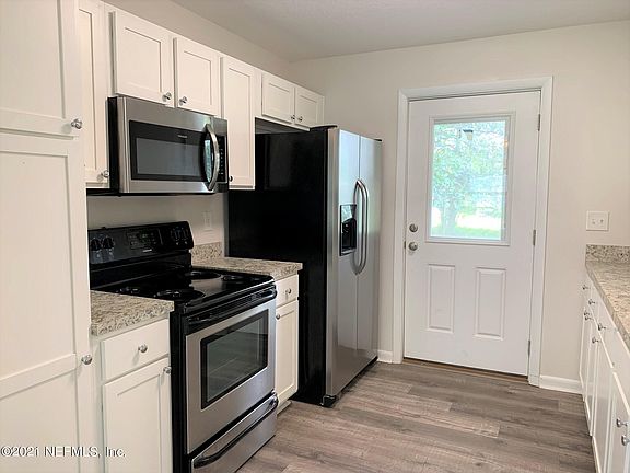 4th image of 10980 INDIES Drive E