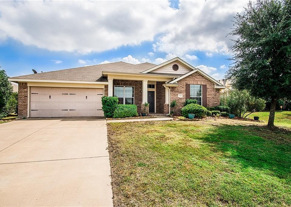 1st image of 309 Creekwood Trl