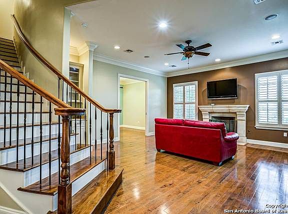 5th image of 120 Harrigan Ct
