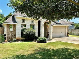 2103 Timberline Ct, Brenham, TX 77833