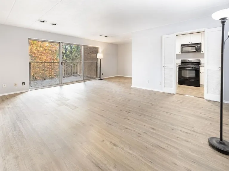 5705 Indian Ct #22 — Photo 4