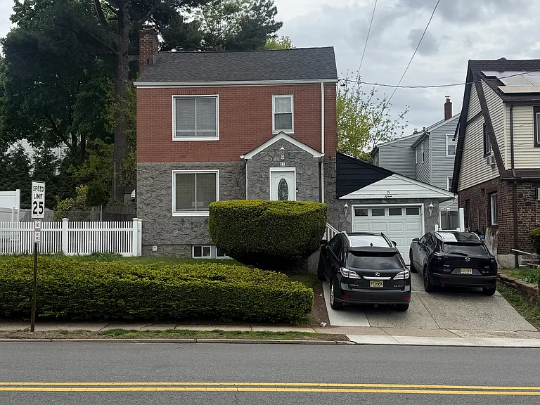 15 W Shore Ave — Photo 1