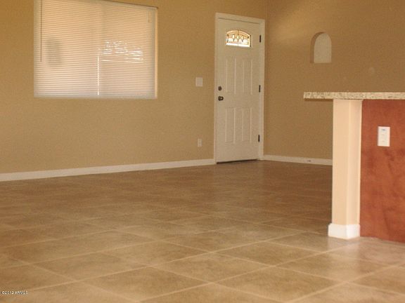 3rd image of 1735 W Oraibi Dr