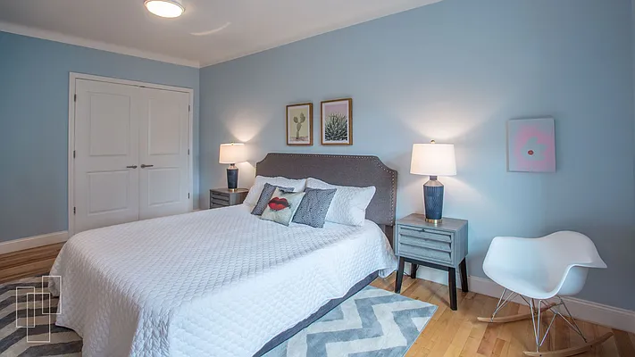 Sold by Garfield Realty  | media 22