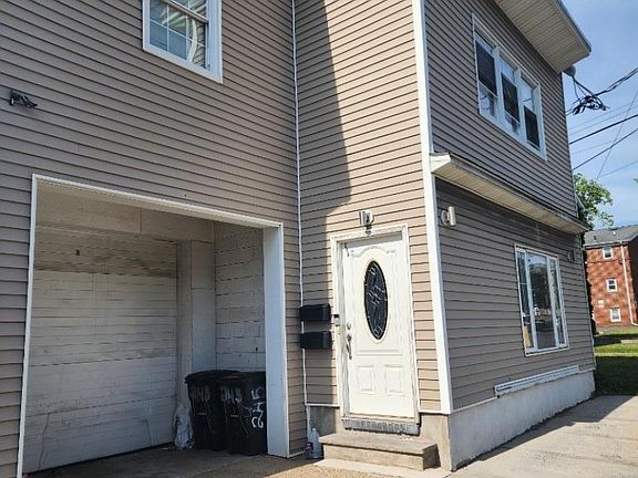 2nd image of 245 W Grand St
