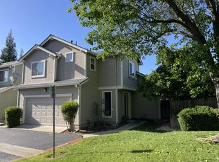 6368 Laguna Mirage Ln, Elk Grove, CA 95758