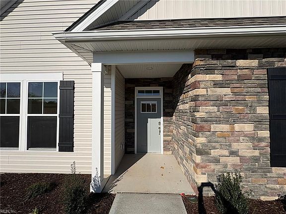 3rd image of 205 Oxford Ave #39-2