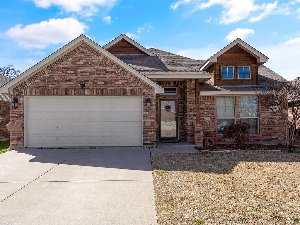 2206 Whitney Dr, Weatherford, TX 76087 Zillow