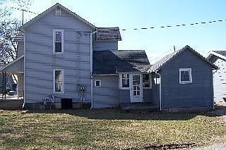 2nd image of 301 N Union St