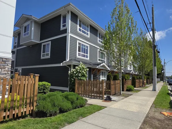 19753 55a Ave #1, Langley, BC V3A 0J9