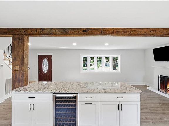 5th image of 4000 Rumford Ln