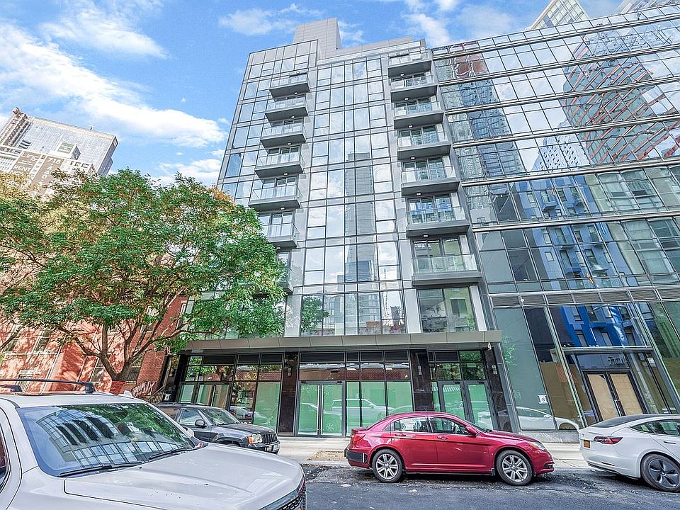 1st image of 42-62 Hunter St #2A