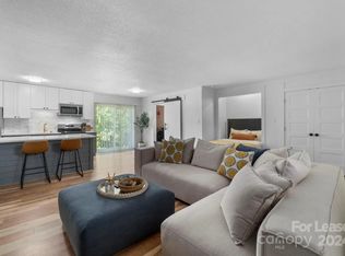 NW Studios, Hickory, NC 28601