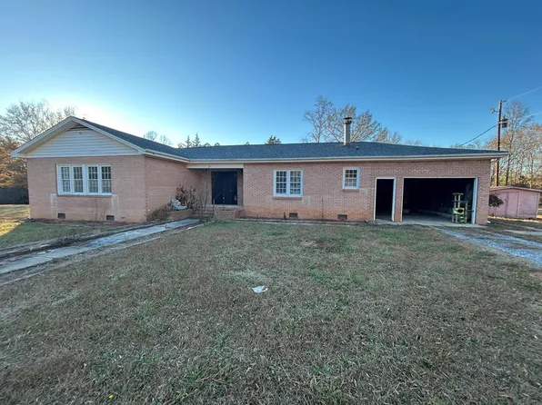 674 State Highway 56, Chappells, SC 29037