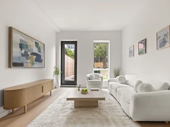 48 Stanhope Street image 2 of 11