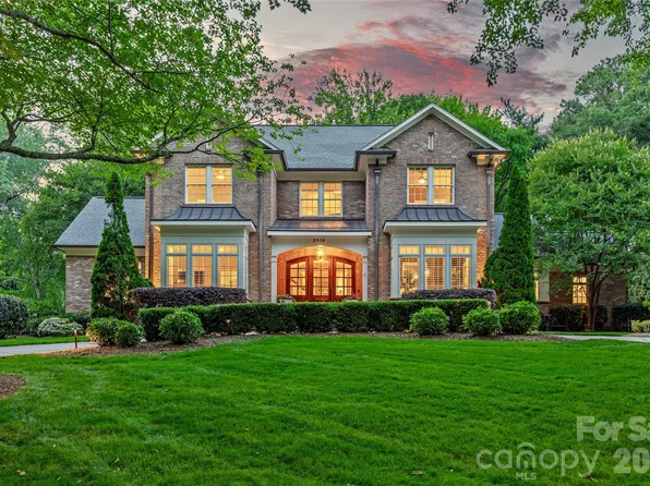 2816 Wheelock Rd, Charlotte, NC 28211