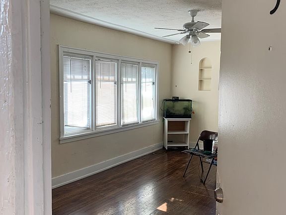 4th image of 670 E 26th St #3