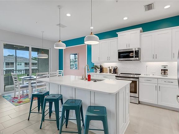 3rd image of 2665 Seychelles CIR #1907