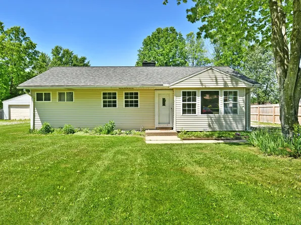2344 Clearview Dr, Warren, OH 44483