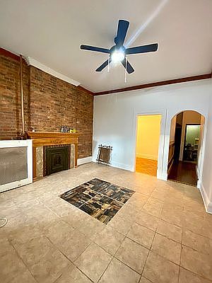 3rd image of 660 Carroll St APT 1R