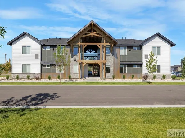525 N 1st St #B103, Driggs, ID 83422