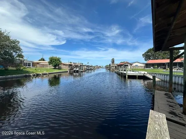 2050 Porpoise St, Merritt Island, FL 32952