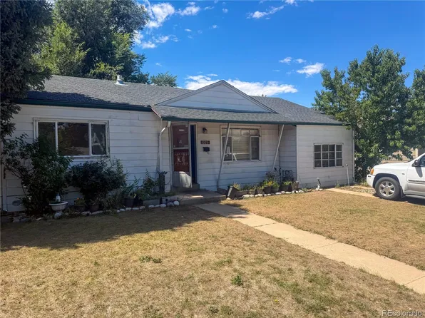 3323 S Grape Street, Denver, CO 80222