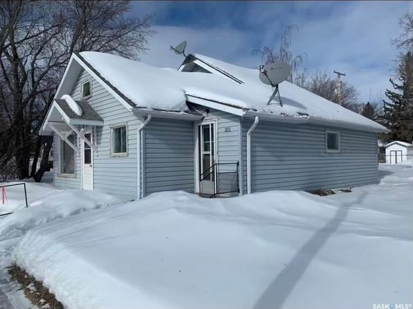 203 Centre STREET, Naicam, SK S0K 2Z0