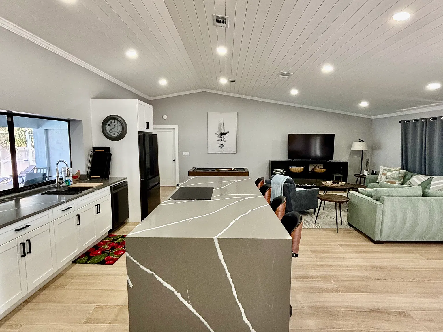 Cocoa Ln, Apollo Beach — Photo 2