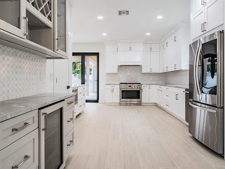 3924 W Granada St — Photo 8