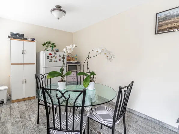 3817 Oceanic Avenue image 26 of 37