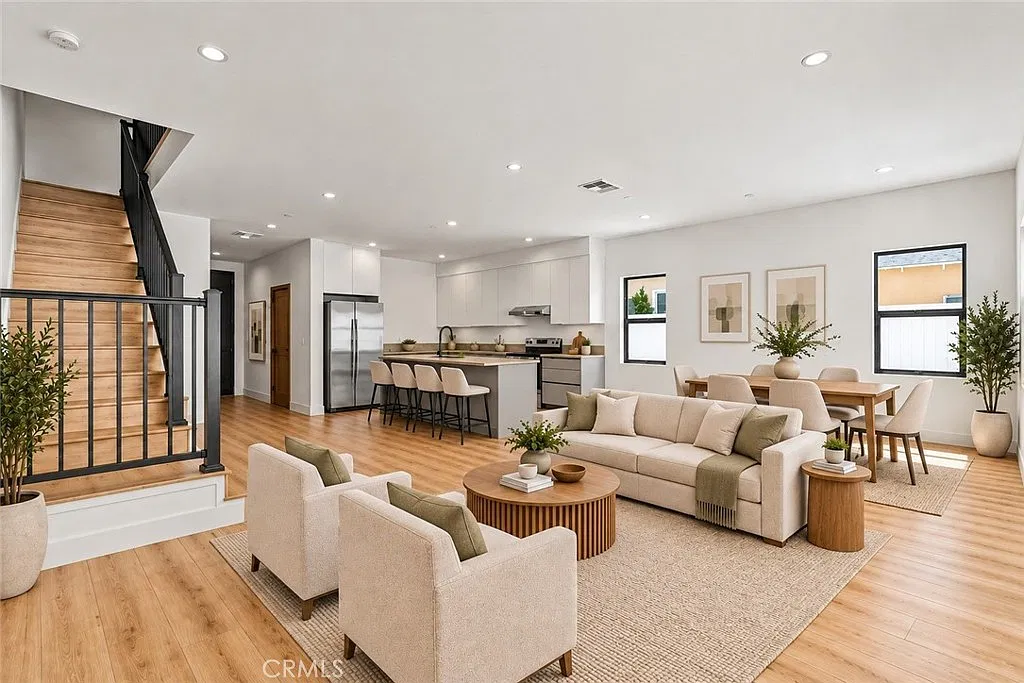 3 bed, 2.5 bath, 1667 sqft, $4,600 — Photo 1