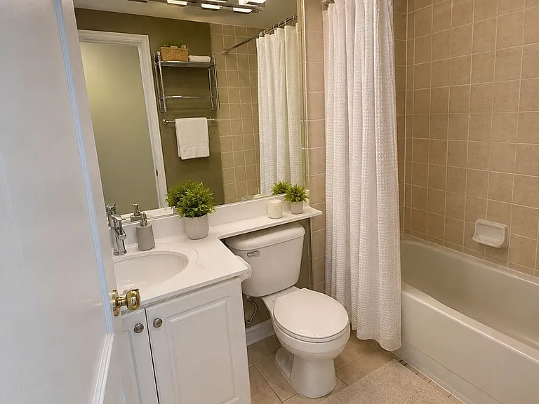 100 Promenade Cir #1110 — Photo 10