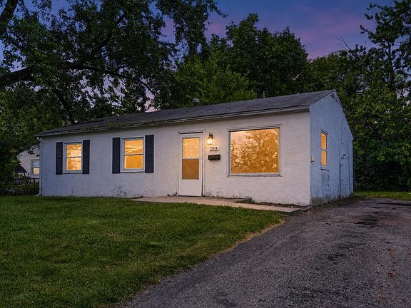 2nd image of 1203 Brookcliff Ave