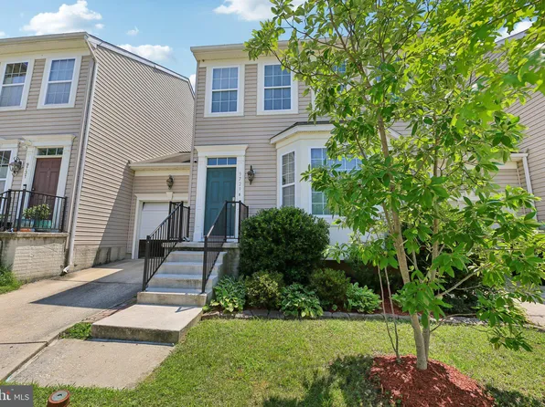 9729 Davison Rd, Middle River, MD 21220