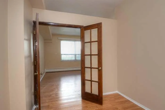9009 Golf Rd #DES — Photo 21