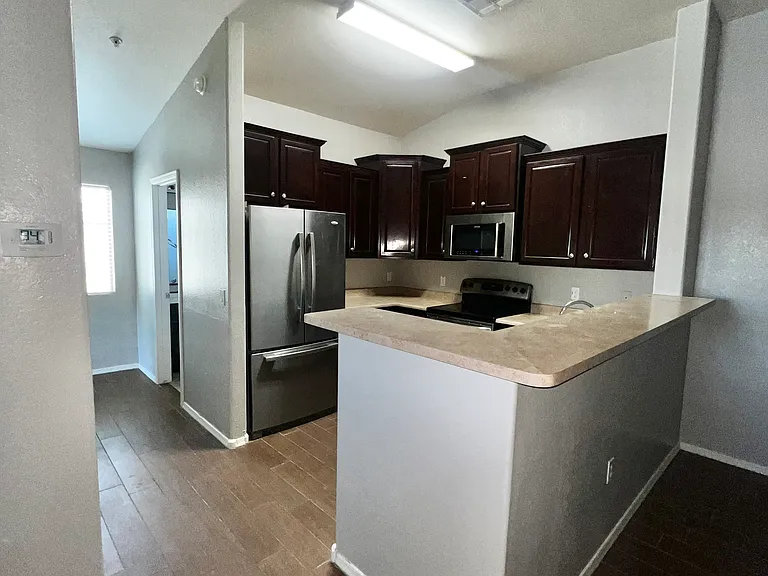 356 N 169th Ave — Photo 10