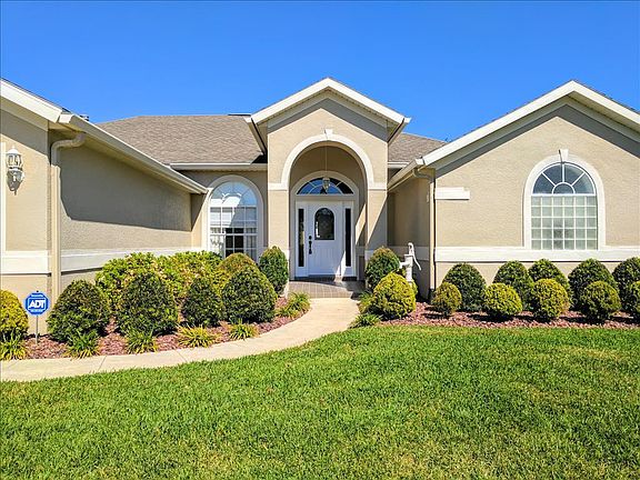 2nd image of 13148 Sandy Pine Ln