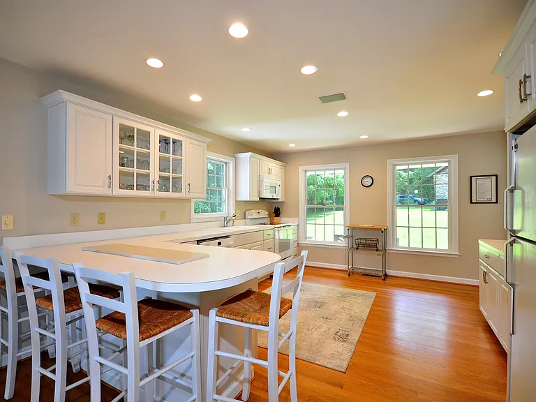 72 Sandy Beach Rd — Photo 10