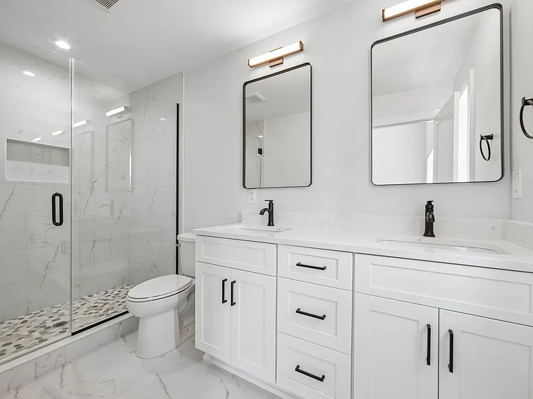 22 Willow St #A — Photo 24