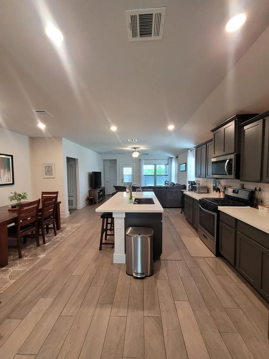 Building Photo - 8513 McKamy Dr